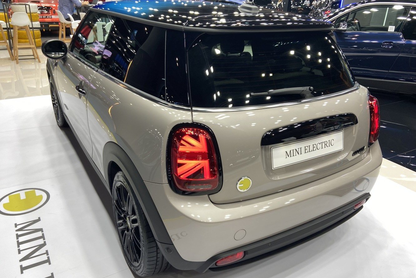Mini Electric Cooper SE (F56, facelift 2021) 32.6 kWh (184 Hp)